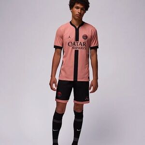 NEW! Paris Saint-Germain 2024/25 Match Third Jersey and Shorts